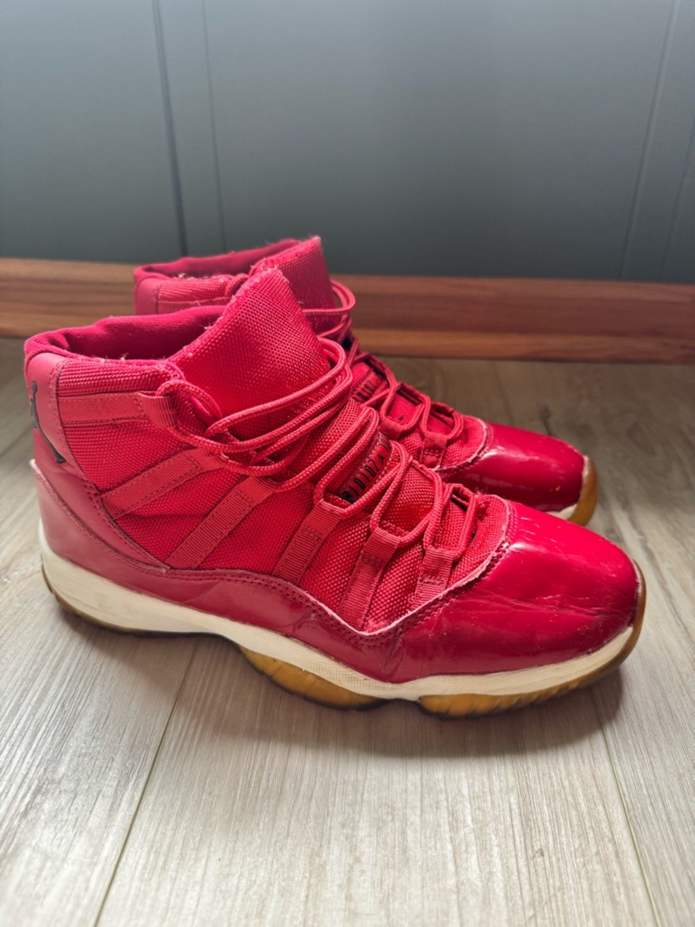 Jordan Air Jordan 11 Retro Win Like '96 Red White 2017 Men’s Size 9